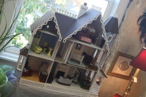 victorian dollhouse